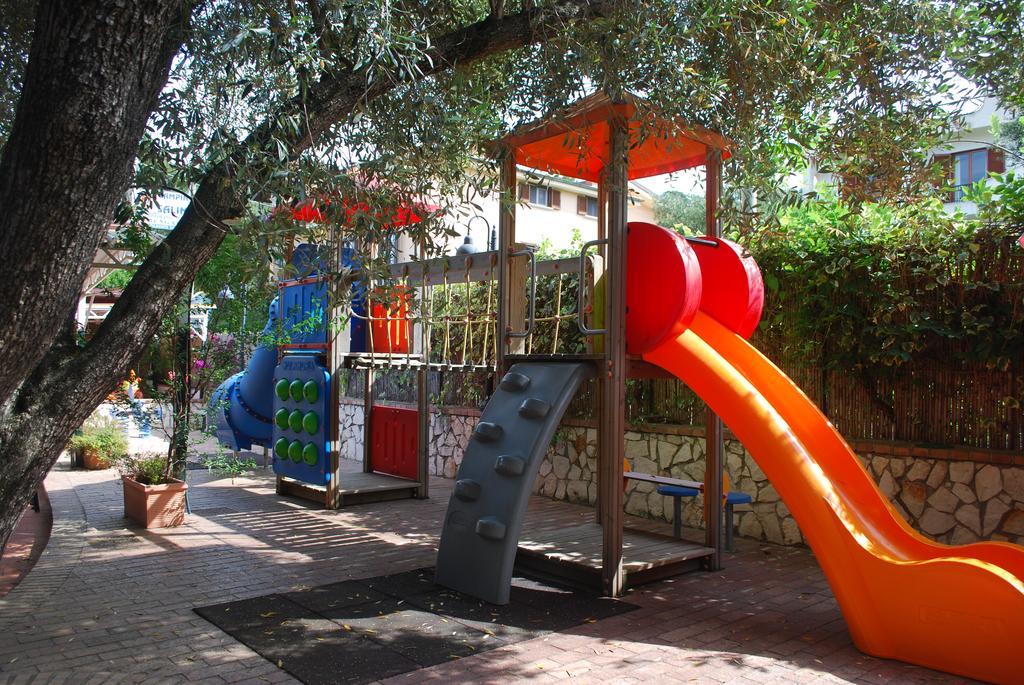 Camping Villaggio Saline Trogir Exterior foto