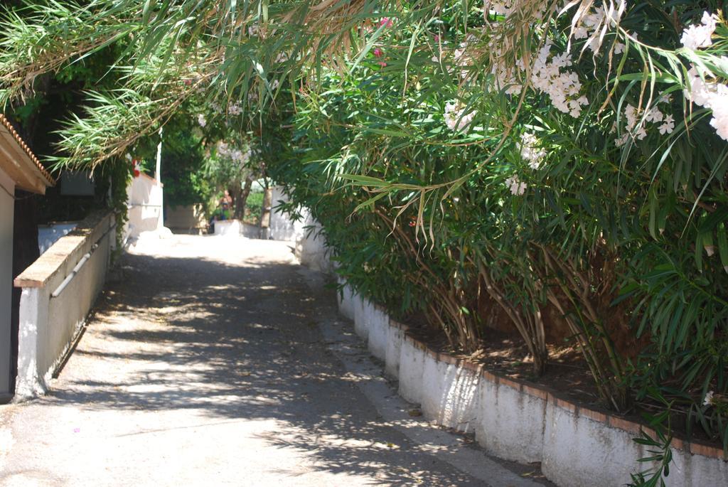 Camping Villaggio Saline Trogir Exterior foto